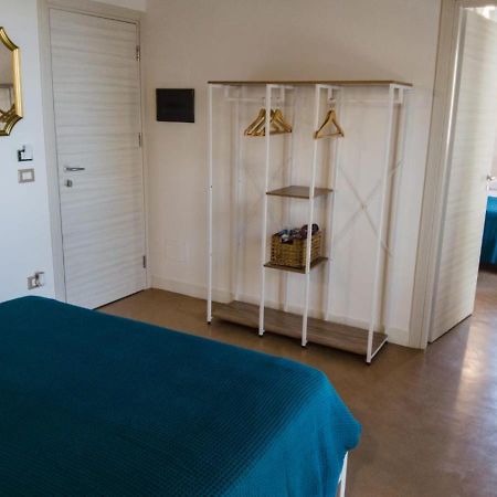 111 Apartments & Rooms Patti Bagian luar foto