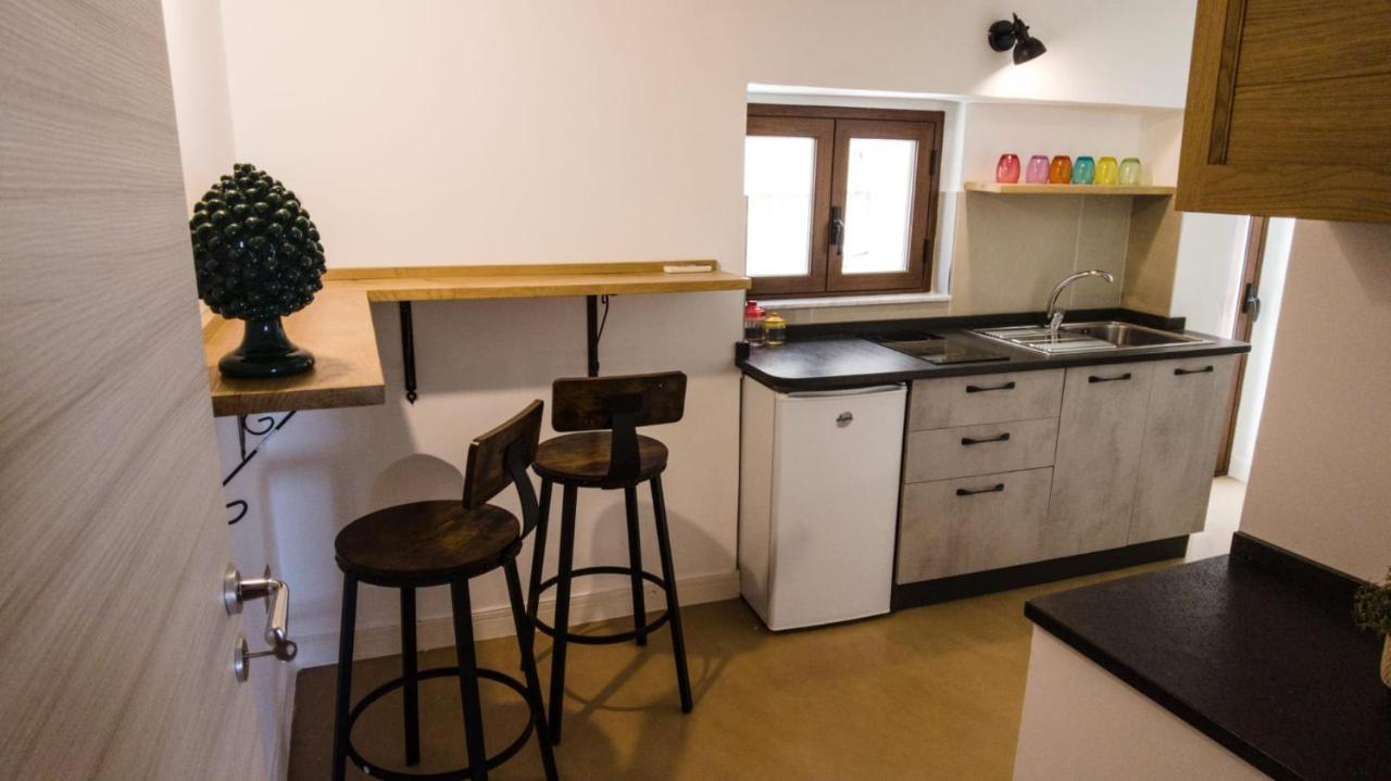 111 Apartments & Rooms Patti Bagian luar foto