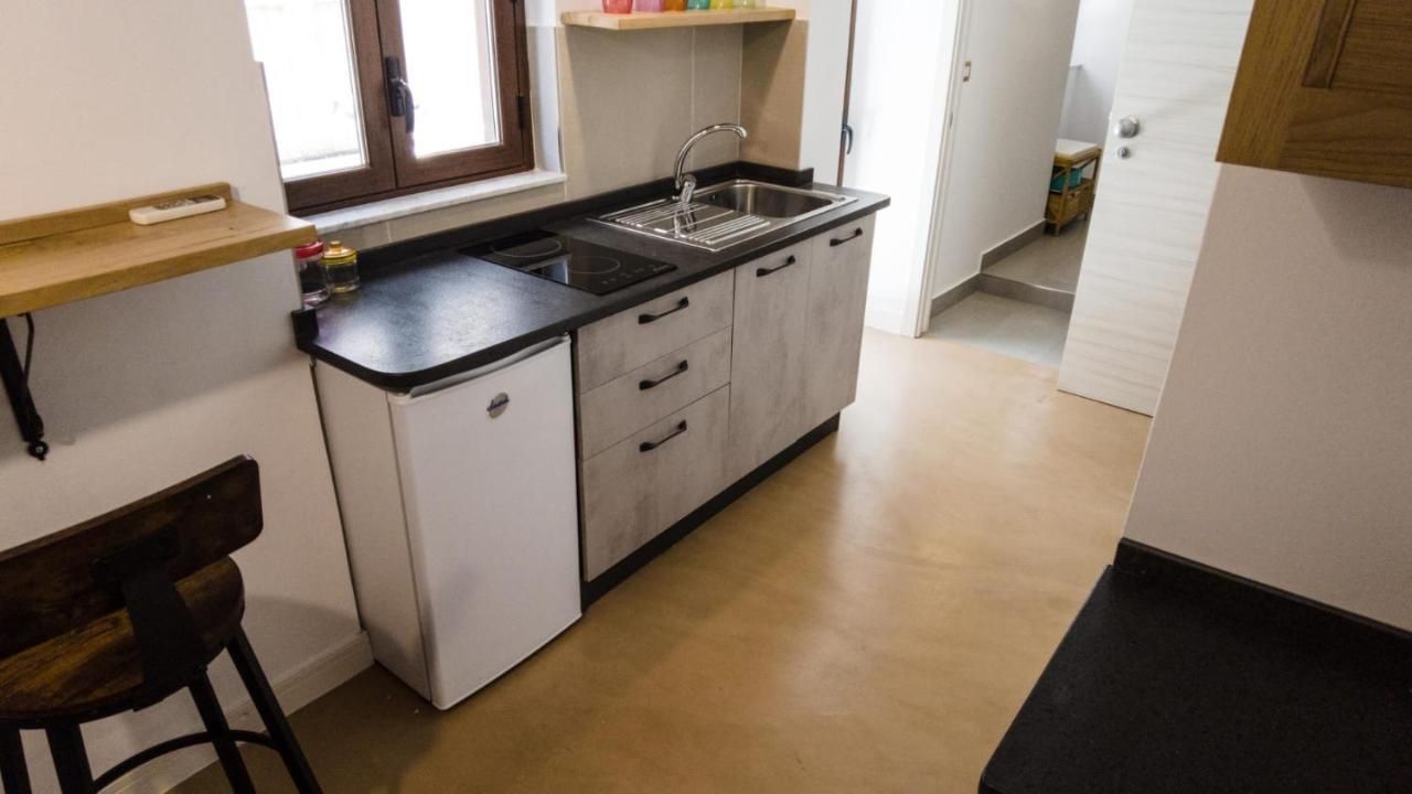 111 Apartments & Rooms Patti Bagian luar foto